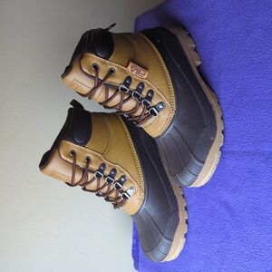 FILA Weathertech Boot- Size 6.5